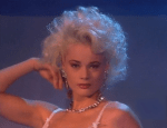 monique-sluyter-forever-colpo-grosso-tutti-frutti